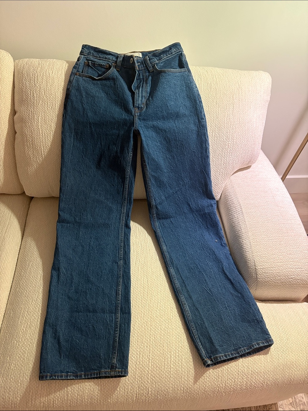 Abercrombie & Fitch the 90s relaxed Jean high rise   in Deep Blue